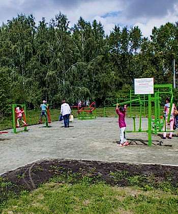 ул. Петухова, 76